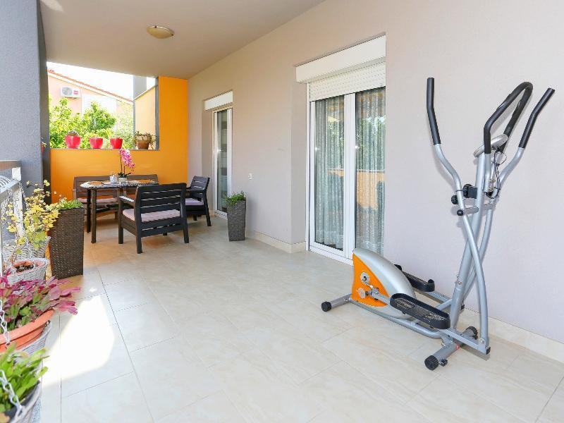 Apartments Damir Kastel Stafilic Luaran gambar