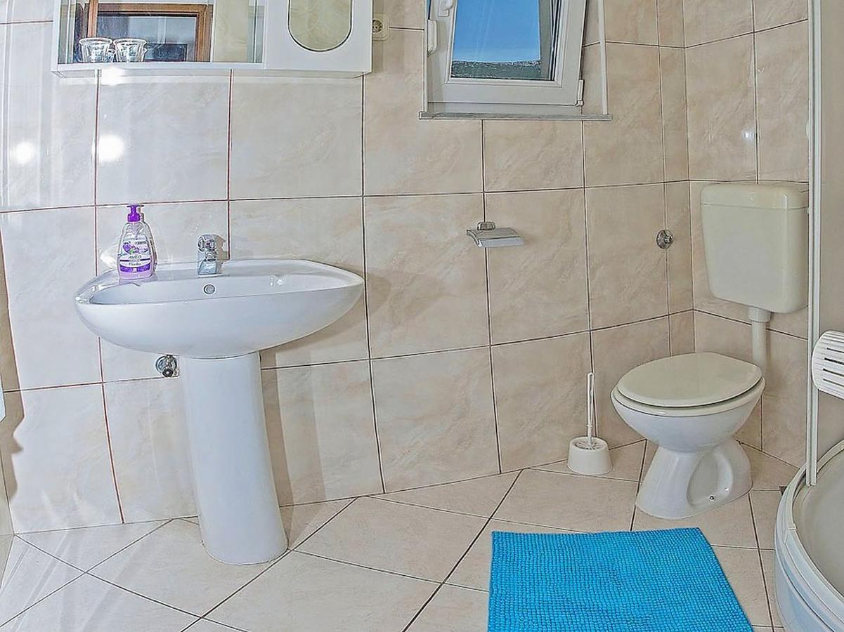 Apartments Damir Kastel Stafilic Luaran gambar
