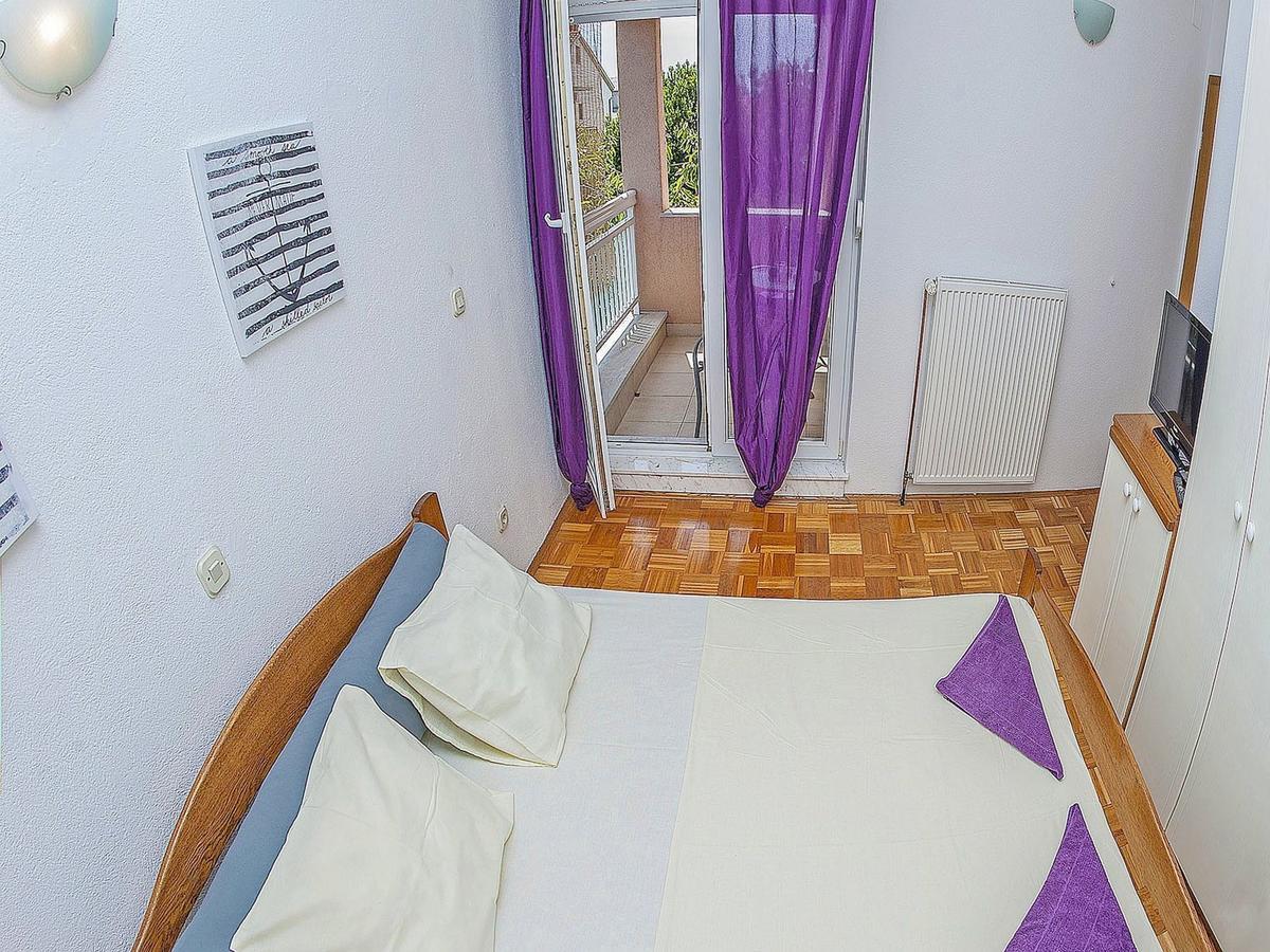 Apartments Damir Kastel Stafilic Luaran gambar